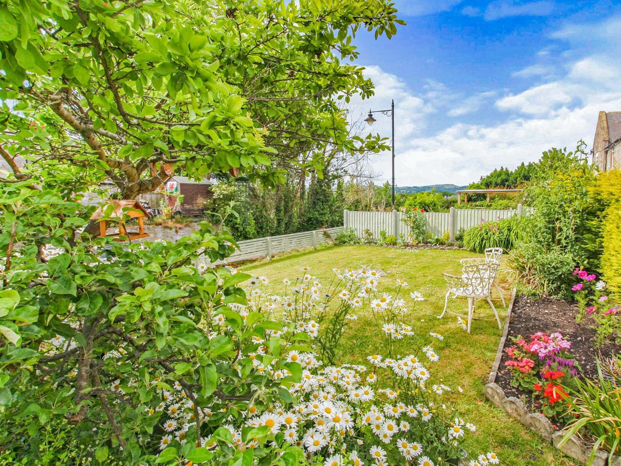 Villa Pen Y Bont Rhuddlan Esterno foto